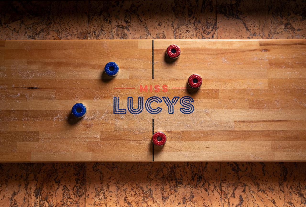 Lylo Auckland Hotel Εξωτερικό φωτογραφία Miss Lucy's