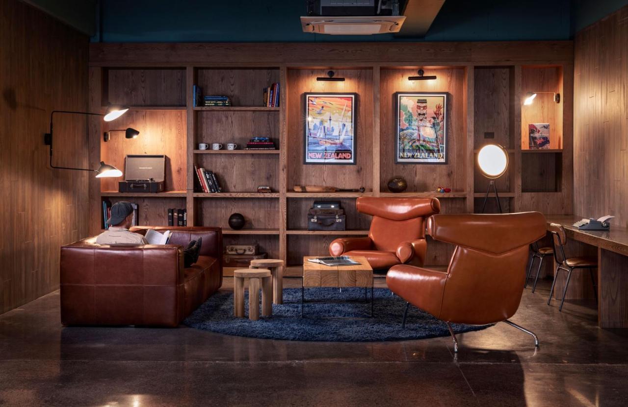 Lylo Auckland Hotel Εξωτερικό φωτογραφία The library at the hotel