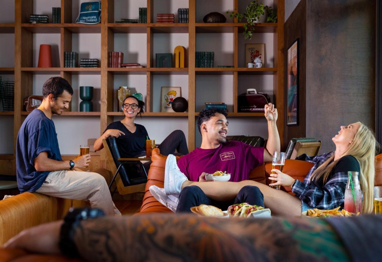 Lylo Auckland Hotel Εξωτερικό φωτογραφία Residents at the University of Navarra