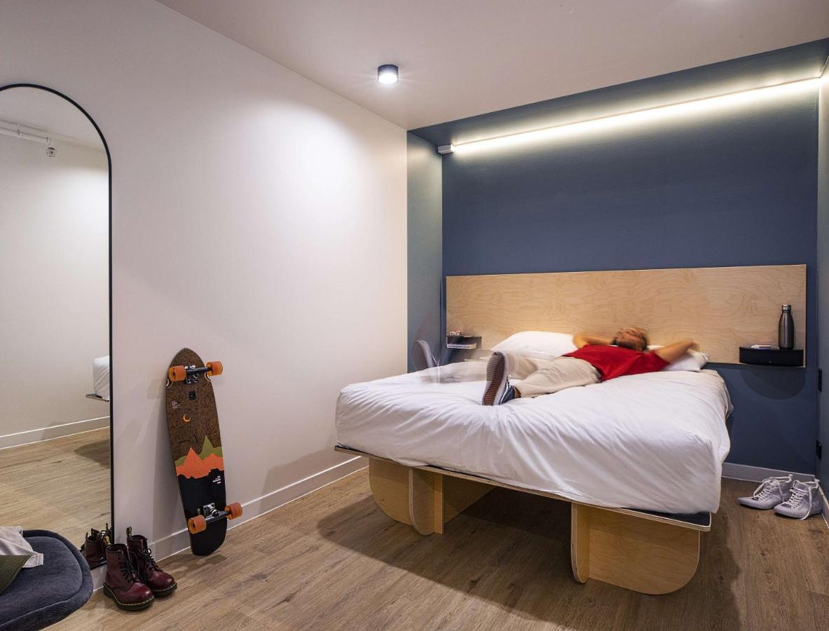 Lylo Auckland Hotel Εξωτερικό φωτογραφία A bedroom at the hotel