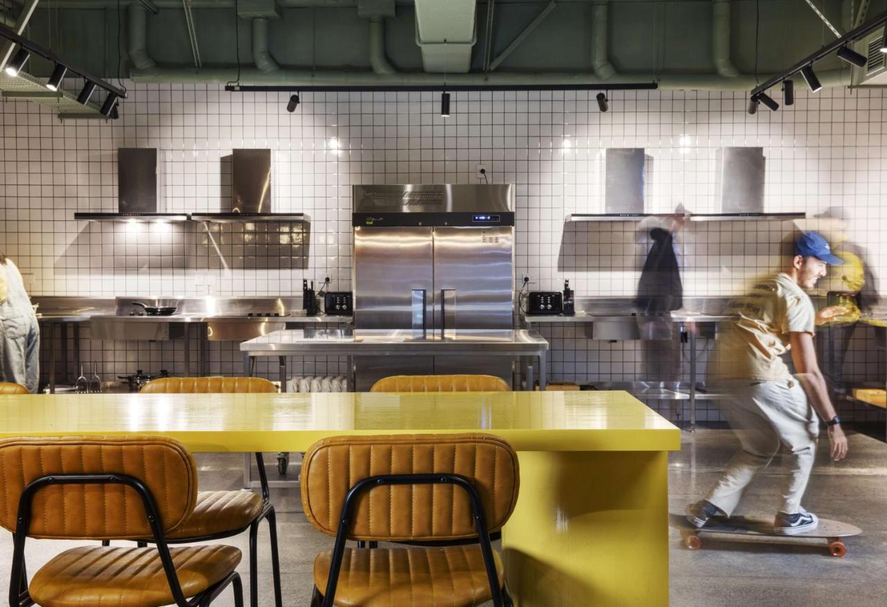 Lylo Auckland Hotel Εξωτερικό φωτογραφία The kitchen at the headquarters of the company