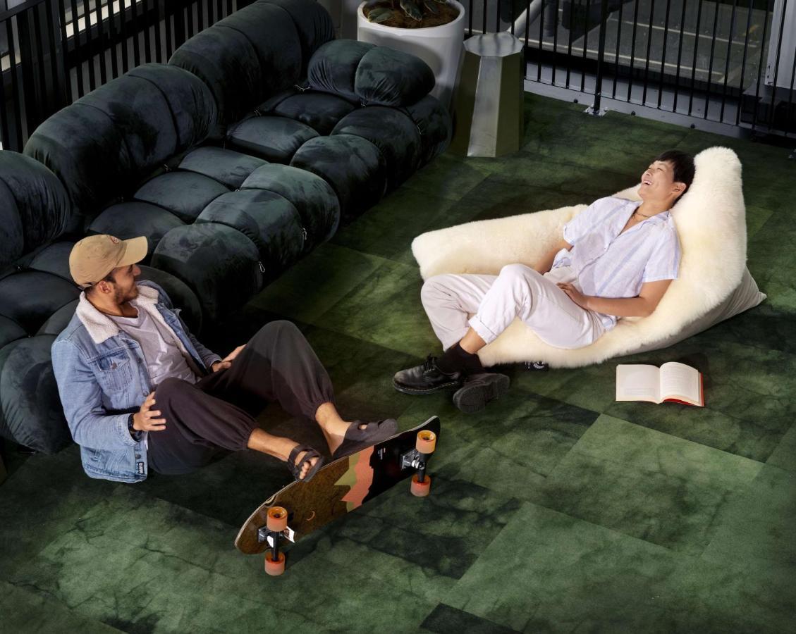 Lylo Auckland Hotel Εξωτερικό φωτογραφία The original "sheepskin" model