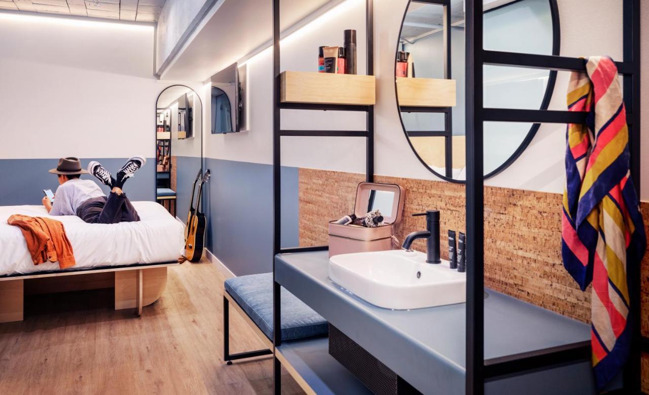 Lylo Auckland Hotel Εξωτερικό φωτογραφία A room at the hotel